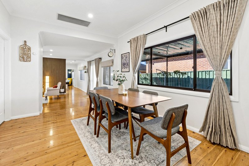 Photo - 4 Arlewis Street, Chester Hill NSW 2162 - Image 5
