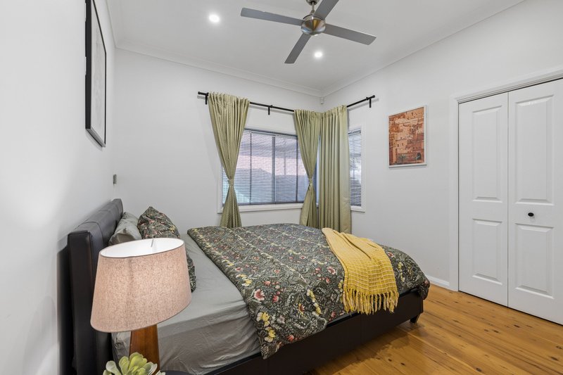 Photo - 4 Arlewis Street, Chester Hill NSW 2162 - Image 10