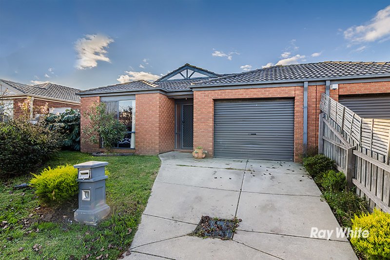 4 Armoy Close, Cranbourne East VIC 3977