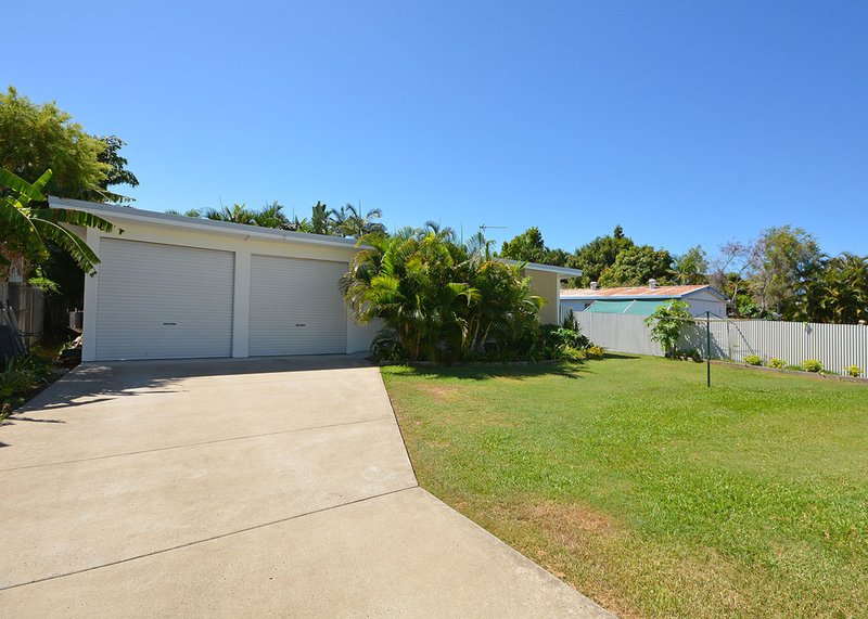 Photo - 4 Arthur Street, Urangan QLD 4655 - Image 6