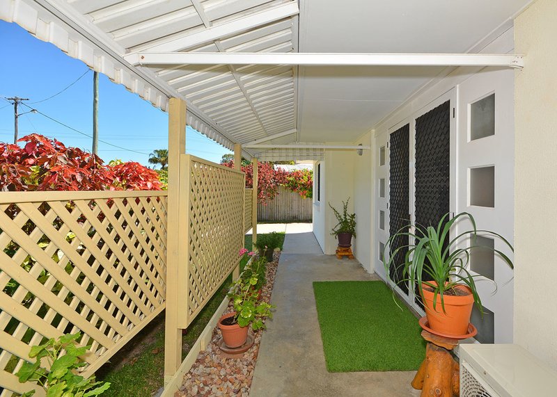 Photo - 4 Arthur Street, Urangan QLD 4655 - Image 11