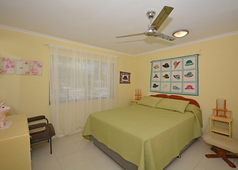 Photo - 4 Arthur Street, Urangan QLD 4655 - Image 20