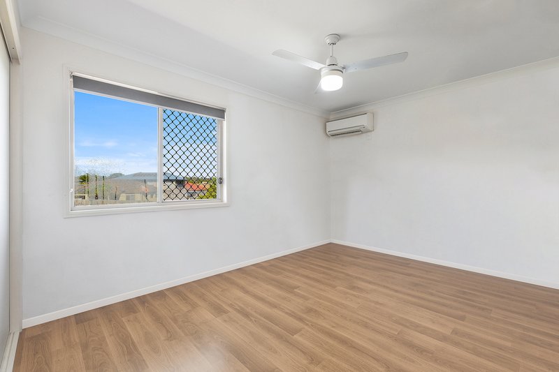 Photo - 4 Arvin Close, Calamvale QLD 4116 - Image 6