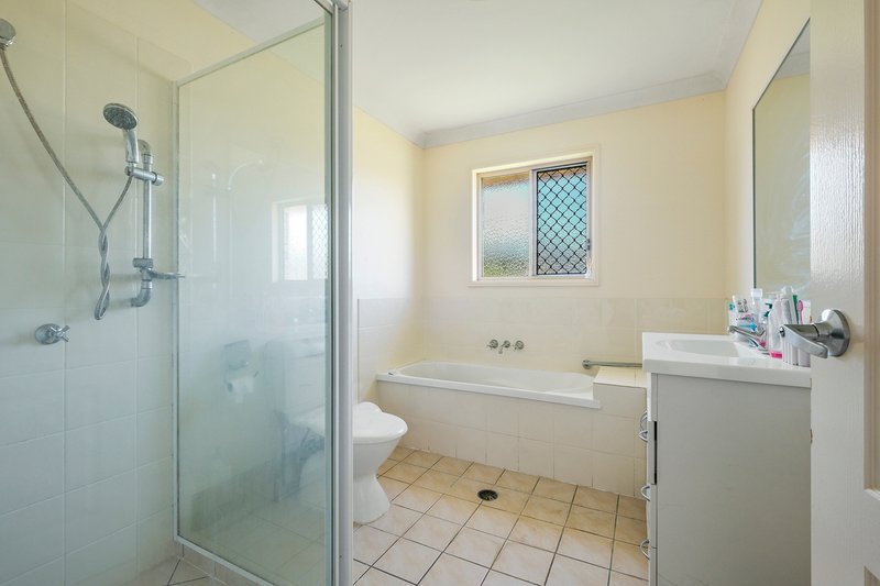 Photo - 4 Arvin Close, Calamvale QLD 4116 - Image 10