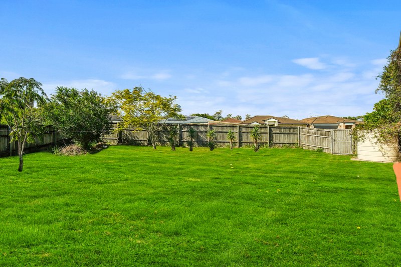 Photo - 4 Arvin Close, Calamvale QLD 4116 - Image 14