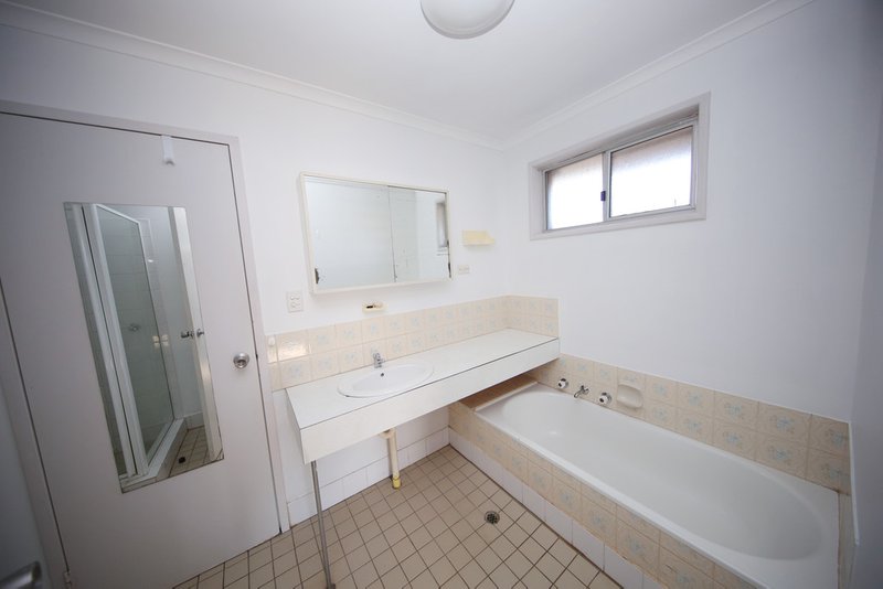 Photo - 4 Atkinson Way, Millars Well WA 6714 - Image 4