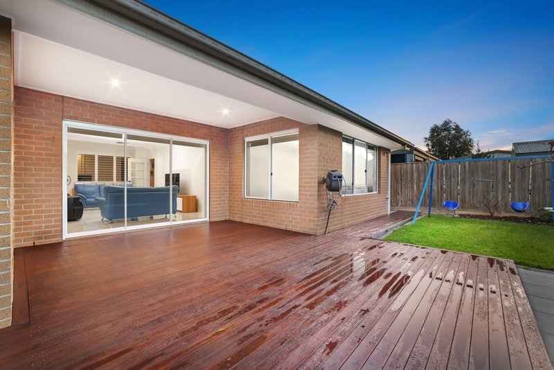 Photo - 4 Attunga Grove, Werribee VIC 3030 - Image 20