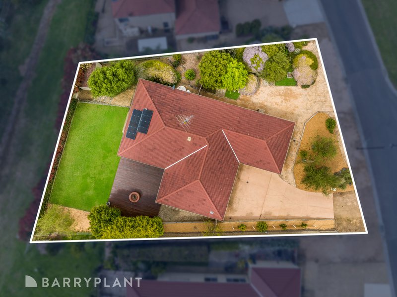 Photo - 4 Aurina Drive, Hidden Valley VIC 3756 - Image 16