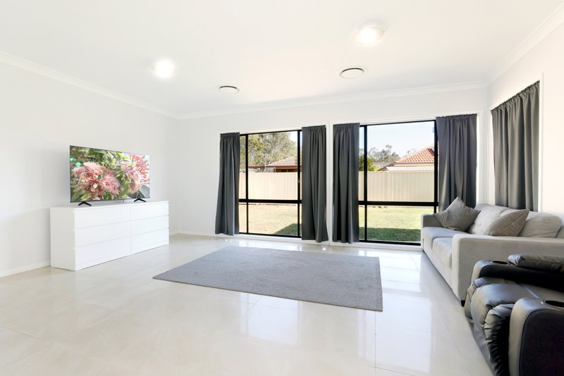 Photo - 4 Australis Close, Cranebrook NSW 2749 - Image 6