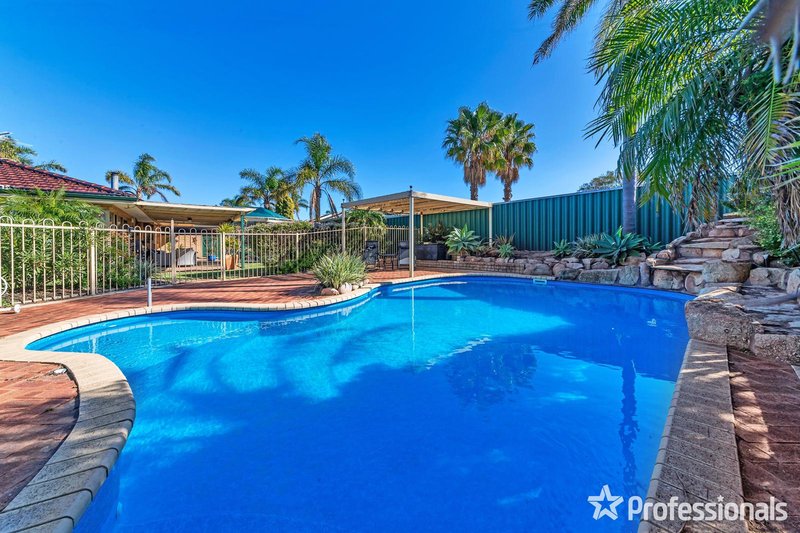 4 Avignon Retreat, Port Kennedy WA 6172