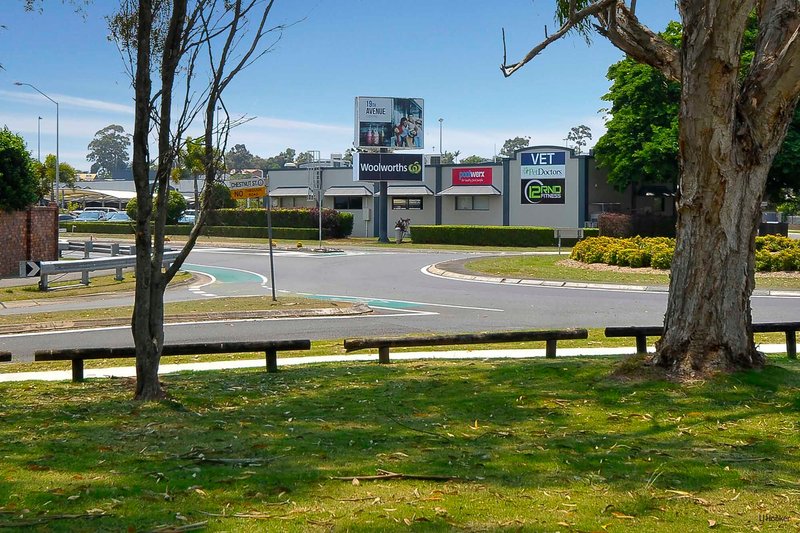 Photo - 4 Avocado Street, Elanora QLD 4221 - Image 25