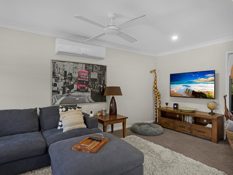 Photo - 4 Avonbury Court, Carrara QLD 4211 - Image 7