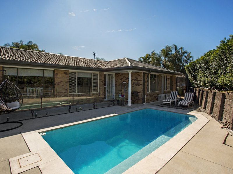 Photo - 4 Avonbury Court, Carrara QLD 4211 - Image 16