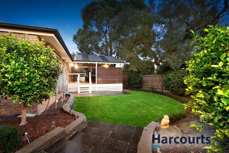 Photo - 4 Avonwood Close, Wantirna South VIC 3152 - Image 10