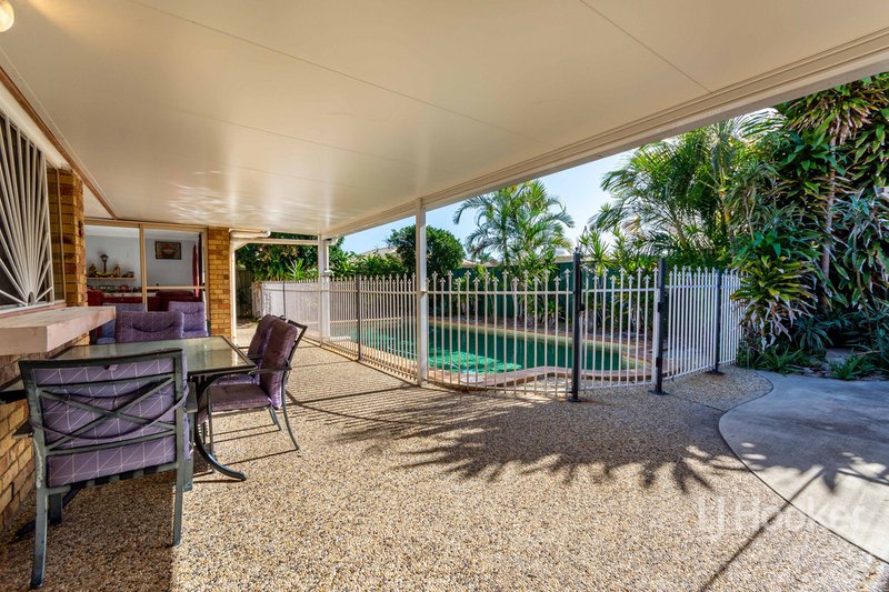 Photo - 4 Azalea Drive, Bongaree QLD 4507 - Image 19