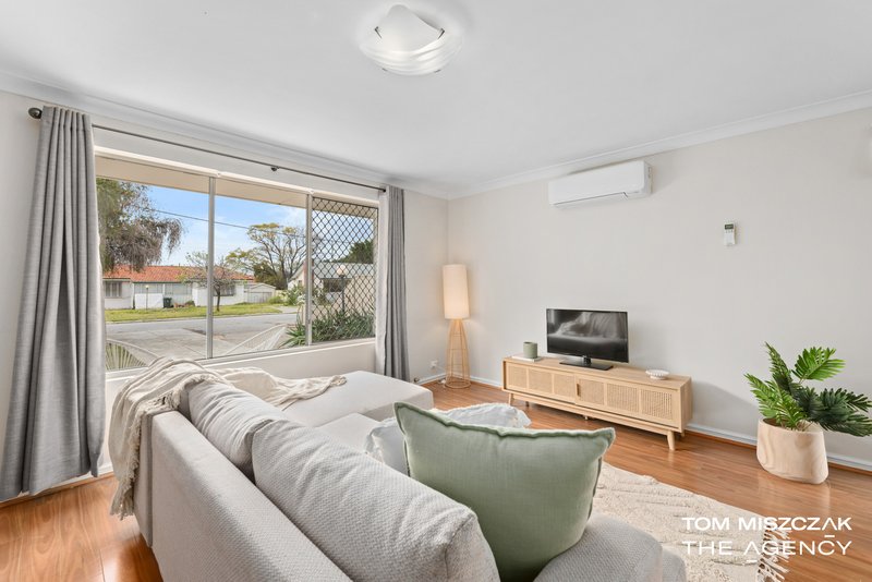 Photo - 4 Bagoda Street, Queens Park WA 6107 - Image 8