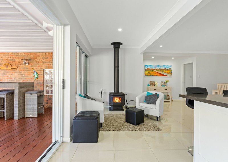 Photo - 4 Bahama Place, Tuncurry NSW 2428 - Image 6