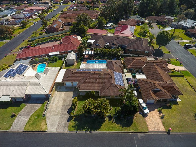 Photo - 4 Bahama Place, Tuncurry NSW 2428 - Image 22