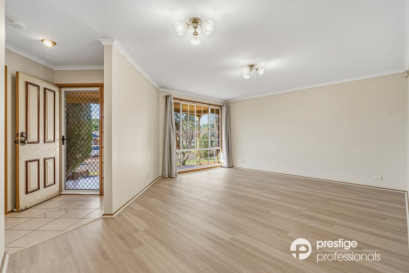 Photo - 4 Balala Court, Wattle Grove NSW 2173 - Image 2