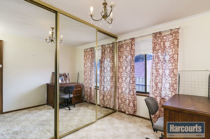 Photo - 4 Balandra Street, Hallett Cove SA 5158 - Image 7