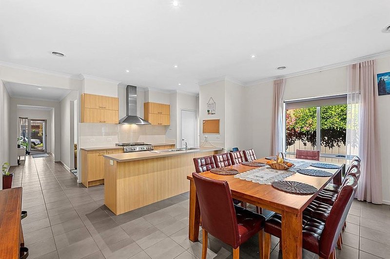 Photo - 4 Balfour Drive, Mernda VIC 3754 - Image 2