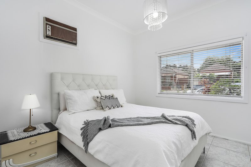 Photo - 4 Balfour Street, Dulwich Hill NSW 2203 - Image 5