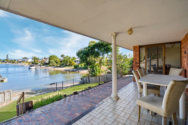 Photo - 4 Balmoral Avenue, Sorrento QLD 4217 - Image 12