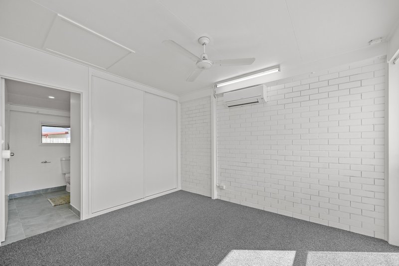 Photo - 4 Bambil Court, Mount Louisa QLD 4814 - Image 8