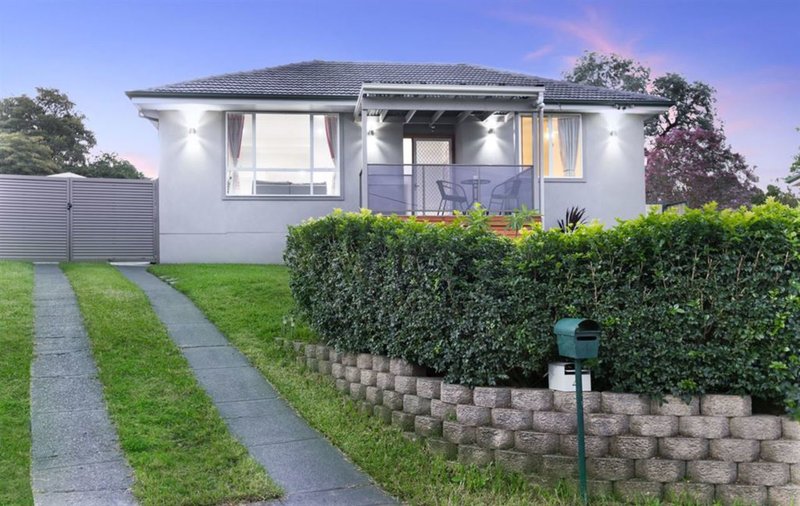 4 Bamford Place, Lalor Park NSW 2147