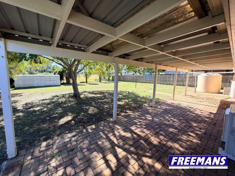 Photo - 4 Banksia Drive, Kingaroy QLD 4610 - Image 25