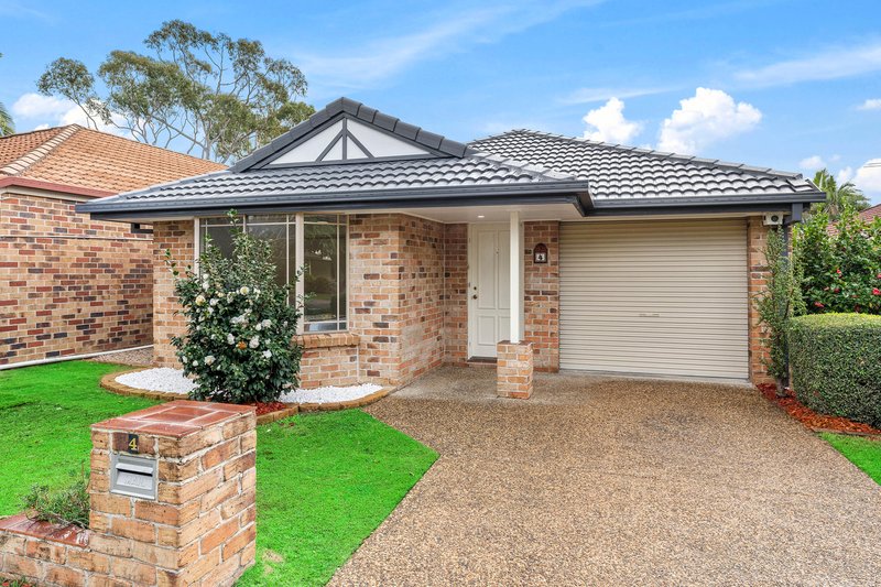 4 Bannister Place, Forest Lake QLD 4078