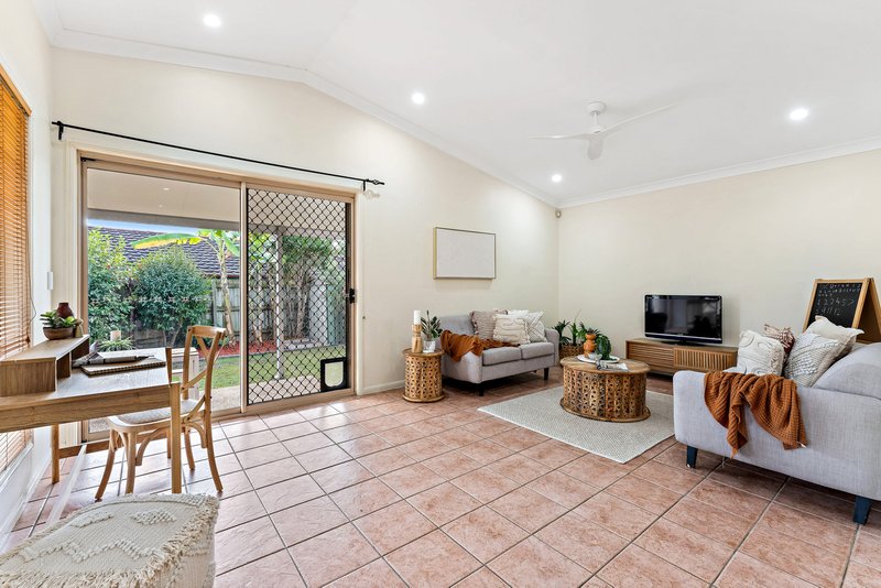 Photo - 4 Bannister Place, Forest Lake QLD 4078 - Image 10