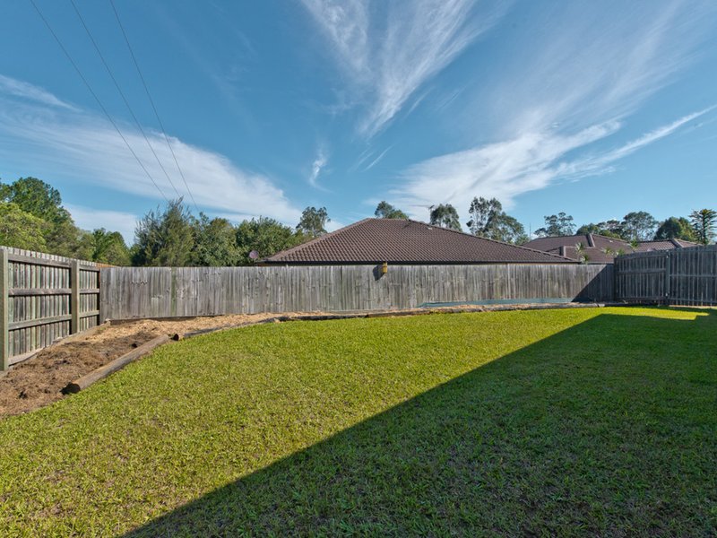 Photo - 4 Baphal Cres , Narangba QLD 4504 - Image 8