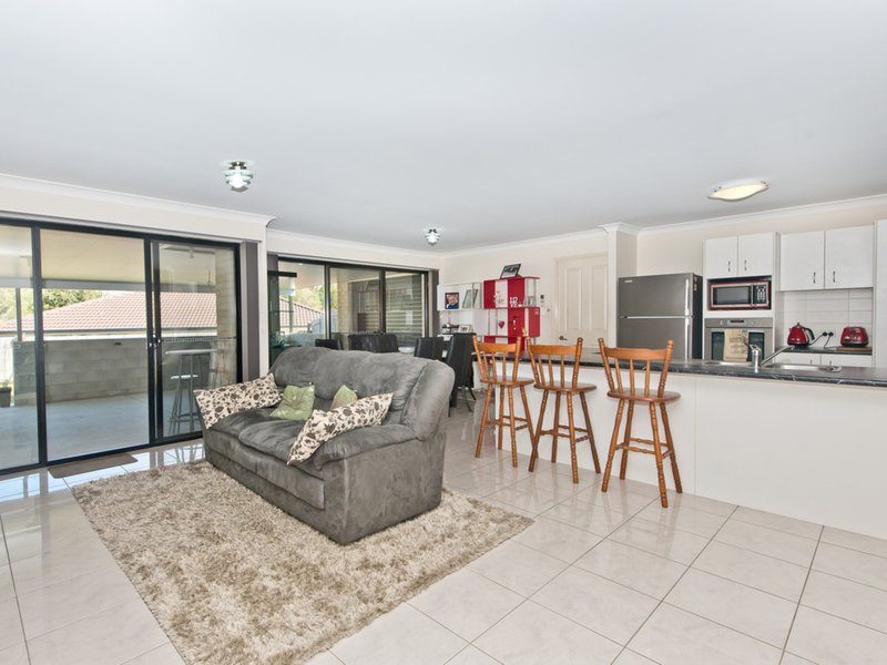 Photo - 4 Baphal Cres , Narangba QLD 4504 - Image 9