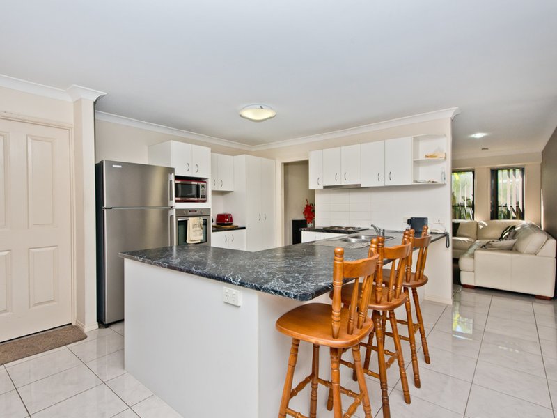 Photo - 4 Baphal Cres , Narangba QLD 4504 - Image 11