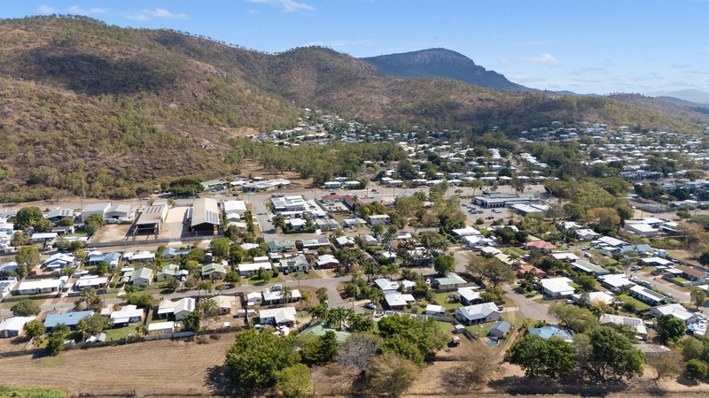 Photo - 4 Barber Court, Wulguru QLD 4811 - Image 26
