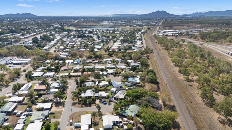 Photo - 4 Barber Court, Wulguru QLD 4811 - Image 27