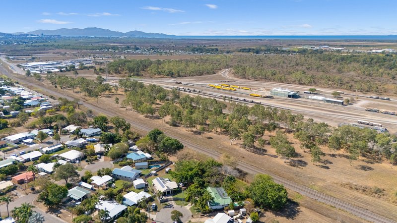 Photo - 4 Barber Court, Wulguru QLD 4811 - Image 29