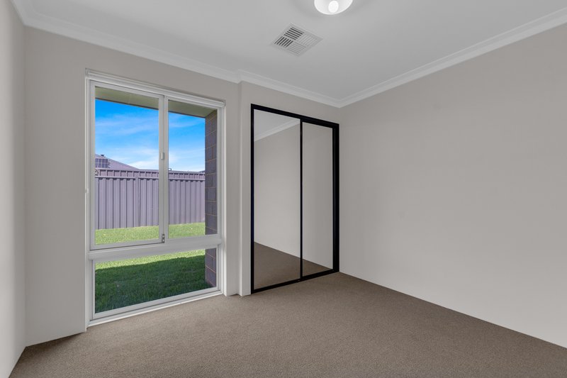 Photo - 4 Barool Street, Baldivis WA 6171 - Image 13