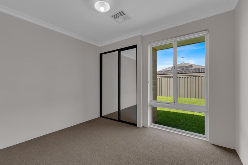 Photo - 4 Barool Street, Baldivis WA 6171 - Image 14