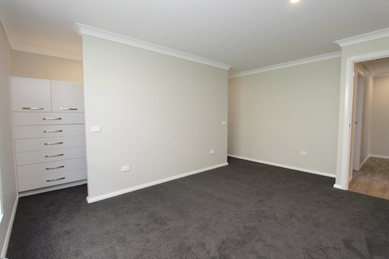 Photo - 4 Barr Street, Windradyne NSW 2795 - Image 13