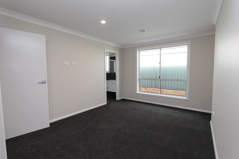 Photo - 4 Barr Street, Windradyne NSW 2795 - Image 15