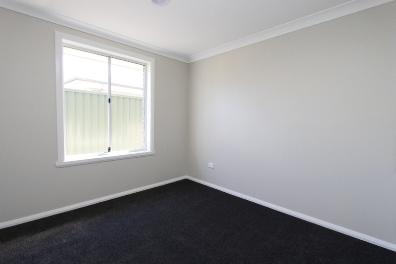 Photo - 4 Barr Street, Windradyne NSW 2795 - Image 16