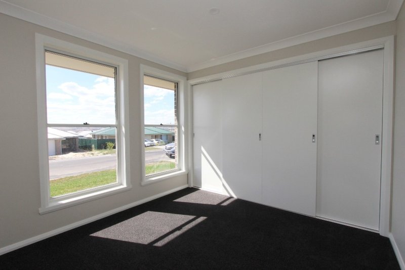 Photo - 4 Barr Street, Windradyne NSW 2795 - Image 18