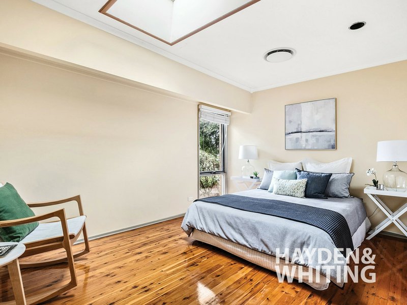 Photo - 4 Barrawarn Place, Castle Hill NSW 2154 - Image 7