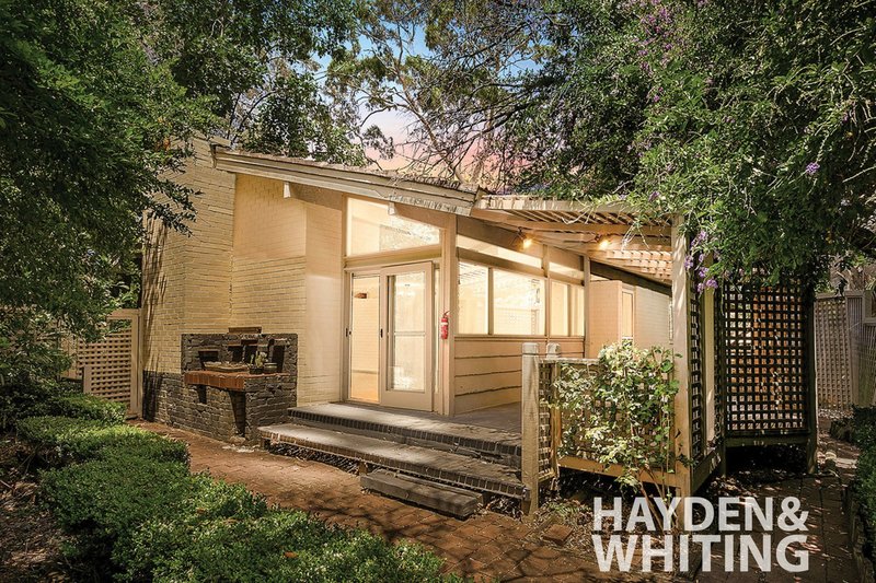 Photo - 4 Barrawarn Place, Castle Hill NSW 2154 - Image 13