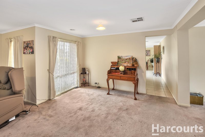 Photo - 4 Barton Drive, Horsham VIC 3400 - Image 4