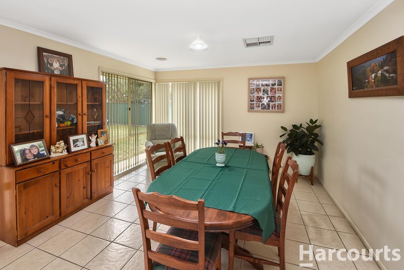 Photo - 4 Barton Drive, Horsham VIC 3400 - Image 7