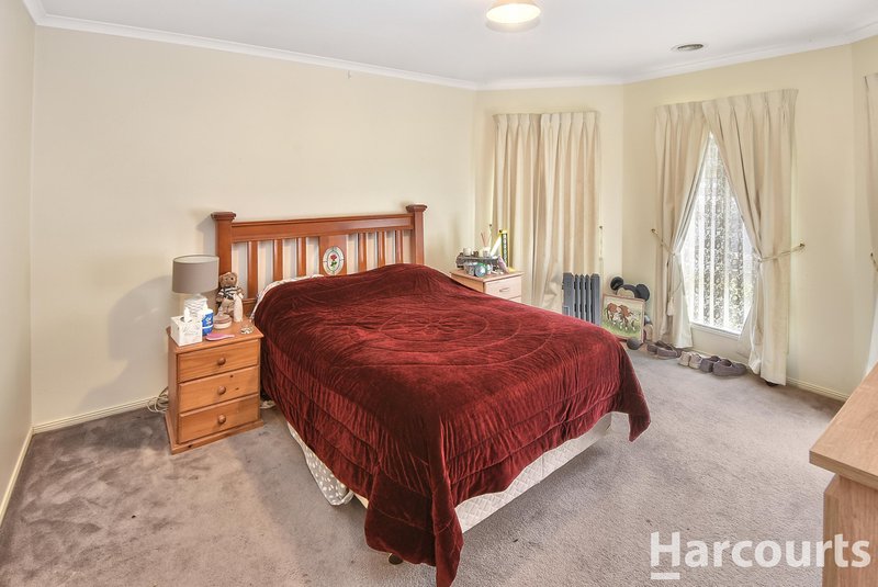 Photo - 4 Barton Drive, Horsham VIC 3400 - Image 8