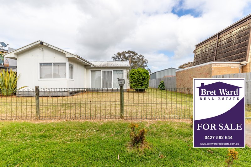 4 Bay Road, Eagle Point VIC 3878